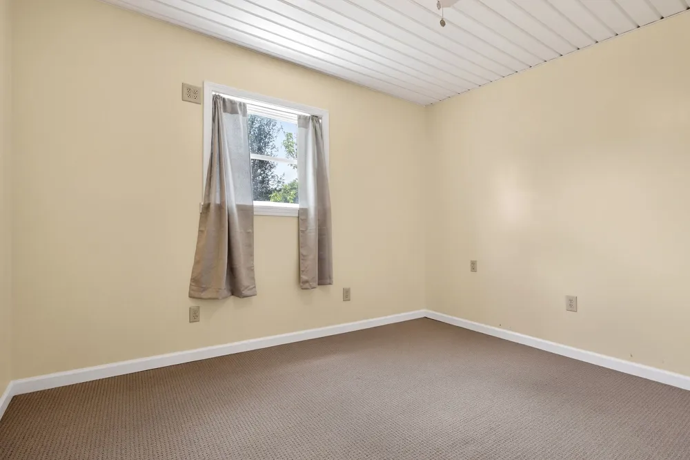 1372 Jamestown Hwy Livingston, TN 38570