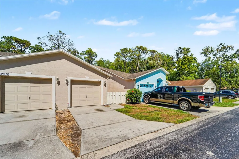 12514 HOLLYBROOK LANE Hudson, FL 34669