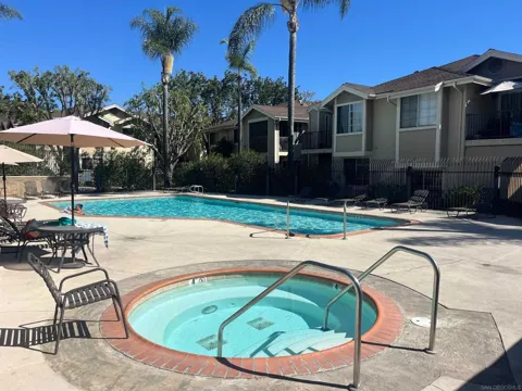 3525 Grove #220