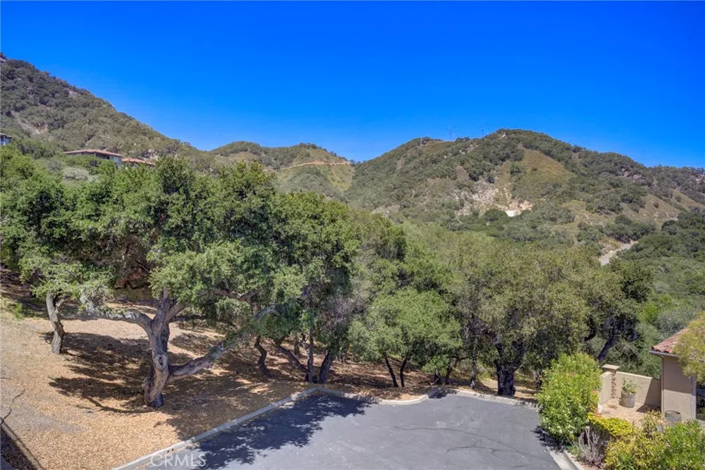 5765 Butter Cup Avila Beach, CA 93424