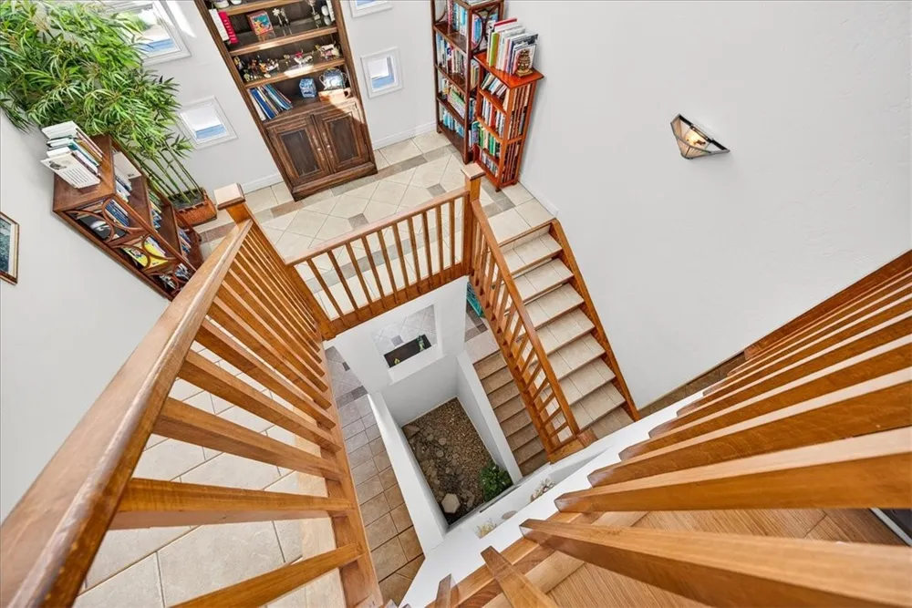 220 Keewaydin Port Aransas, TX 78373