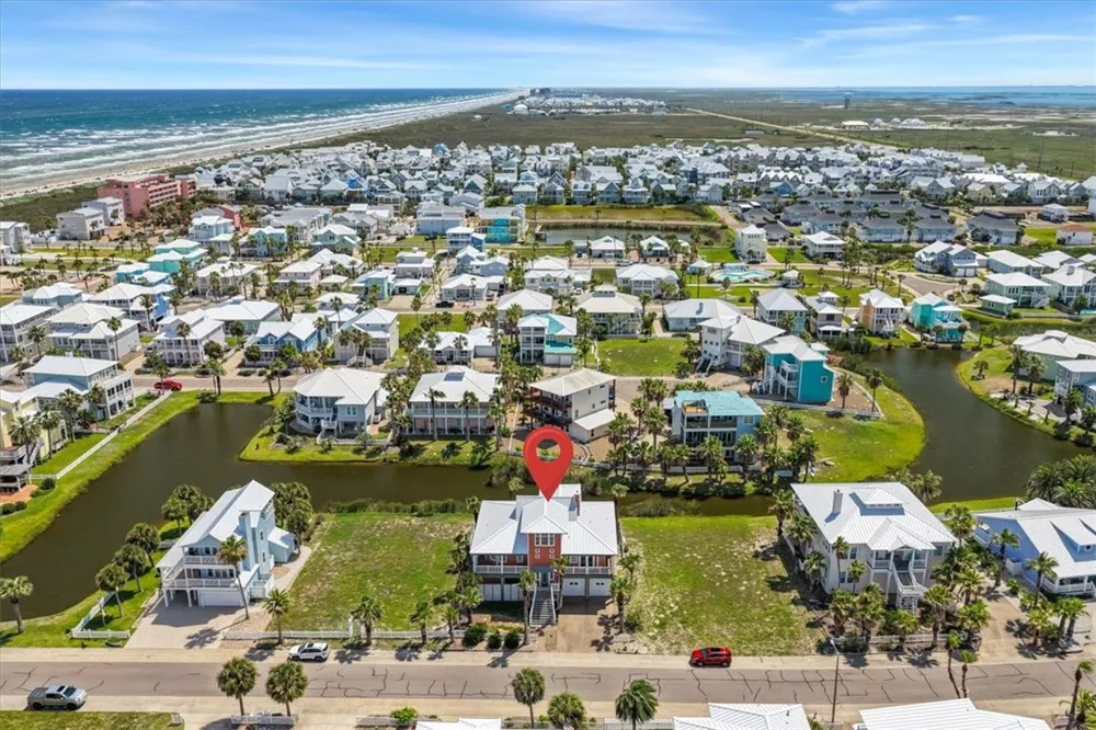 220 Keewaydin Port Aransas, TX 78373