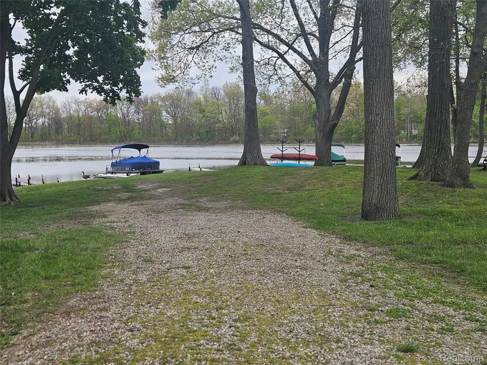 1210 Bay Ridge Highland Charter Township, MI 48356