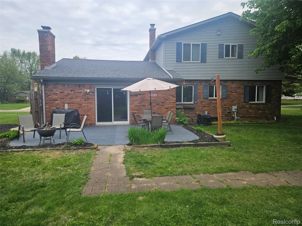 1210 Bay Ridge Highland Charter Township, MI 48356