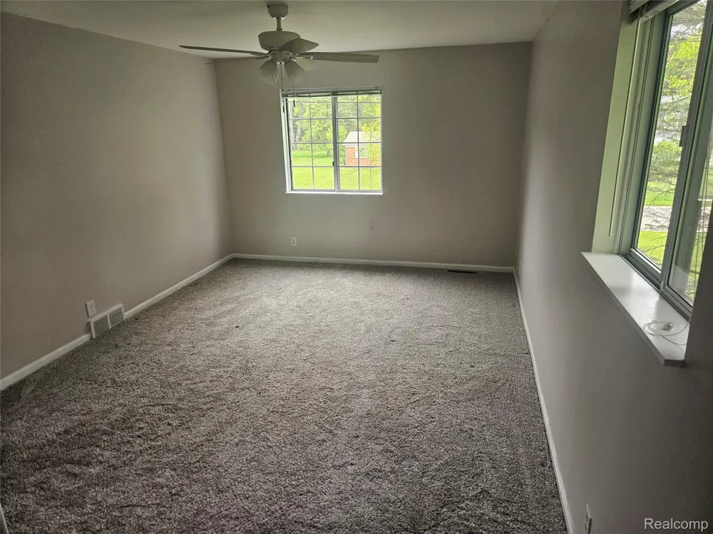 1210 Bay Ridge Highland Charter Township, MI 48356