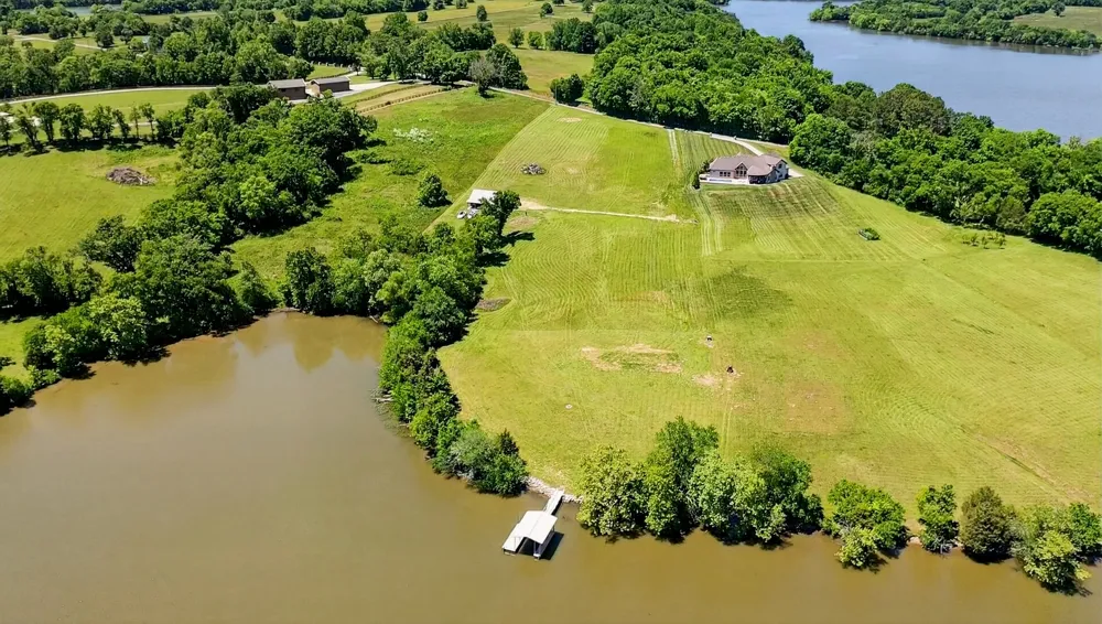 404 Lakeview Rd Gallatin, TN 37066