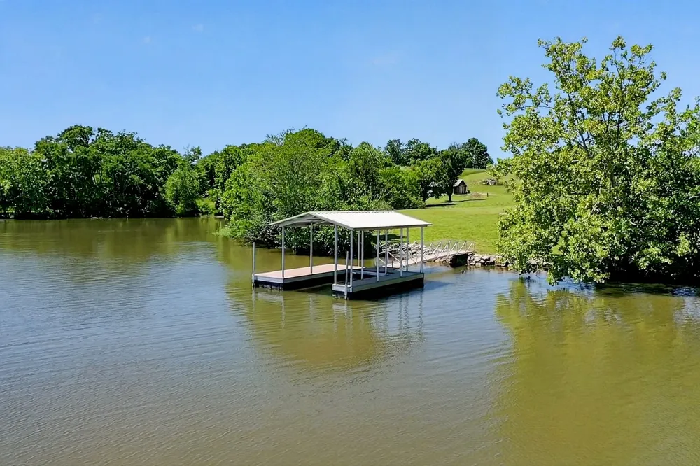 404 Lakeview Rd Gallatin, TN 37066