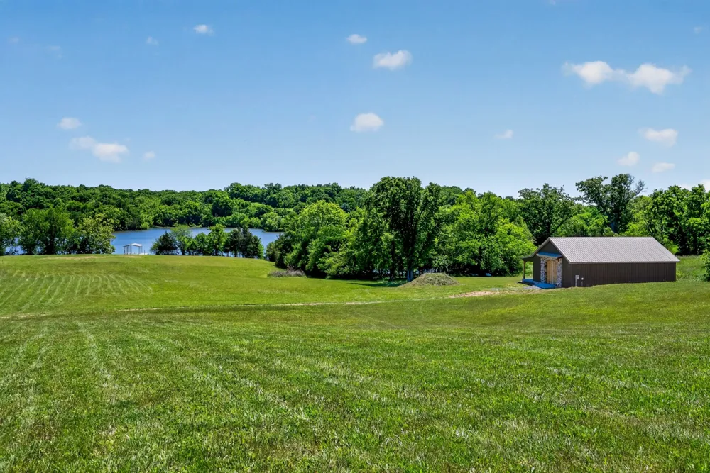 404 Lakeview Rd Gallatin, TN 37066