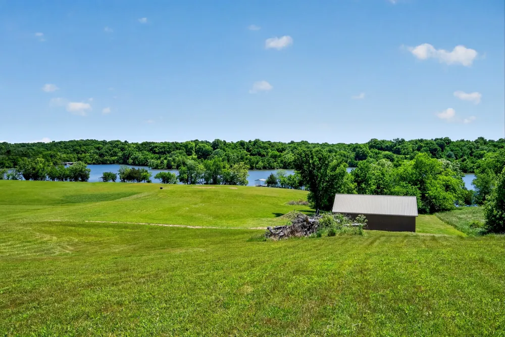 404 Lakeview Rd Gallatin, TN 37066
