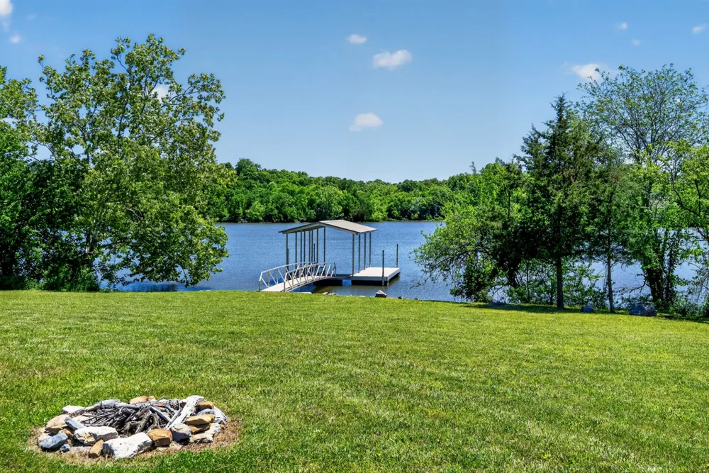 404 Lakeview Rd Gallatin, TN 37066