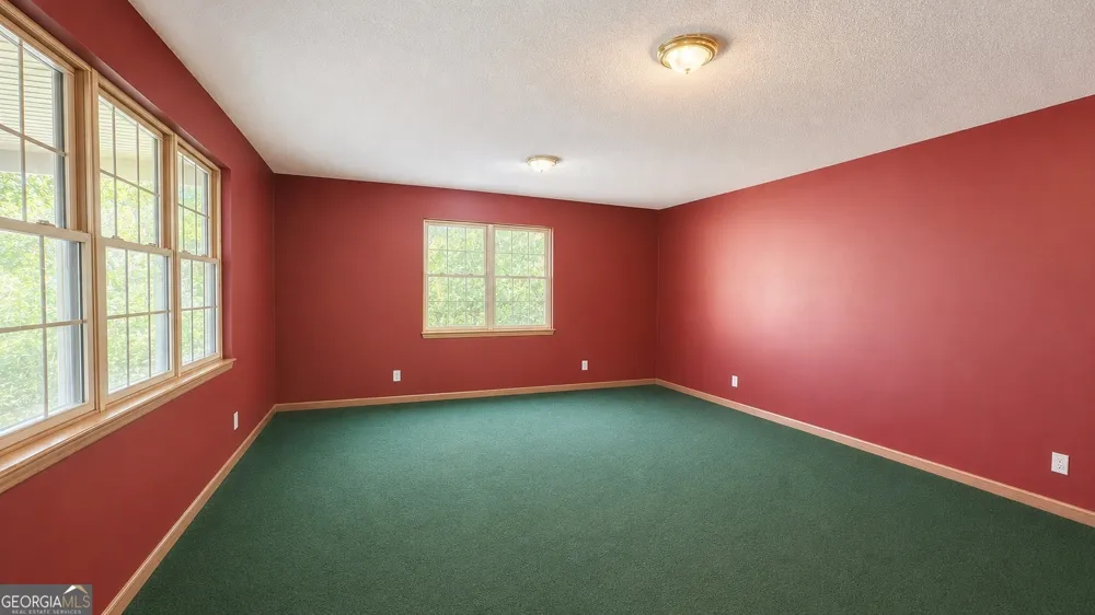 1990 Hewell RD NW Dewy Rose, GA 30634