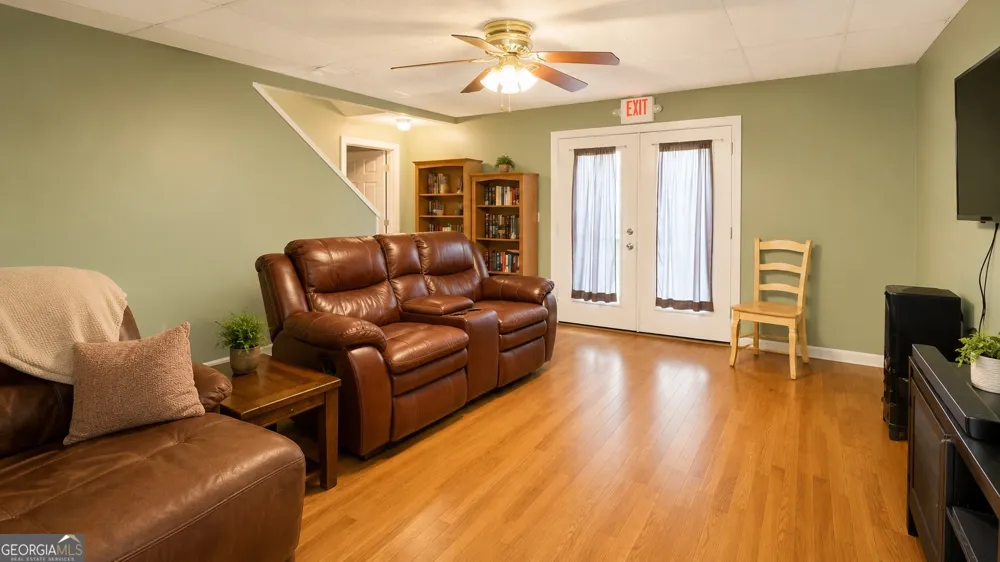 1990 Hewell RD NW Dewy Rose, GA 30634