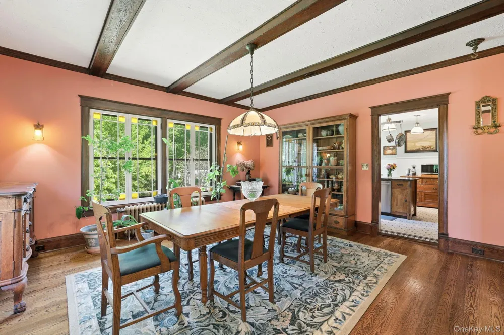 8 Elmer Galloway Road Katonah, NY 10536