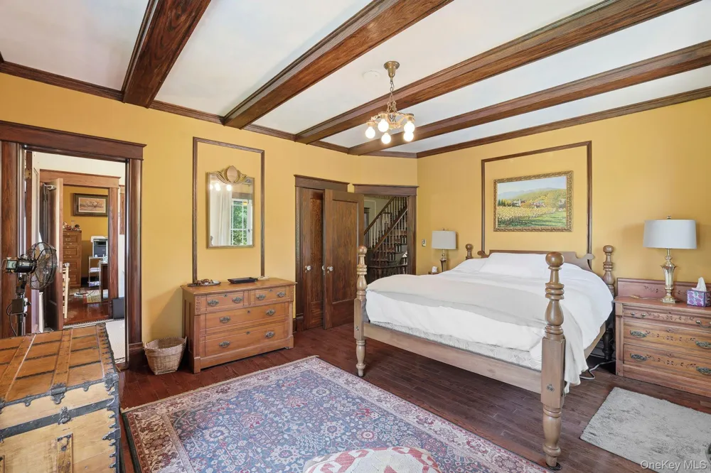 8 Elmer Galloway Road Katonah, NY 10536