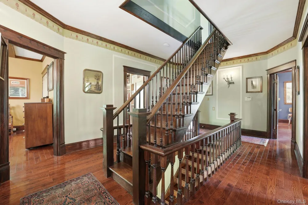 8 Elmer Galloway Road Katonah, NY 10536