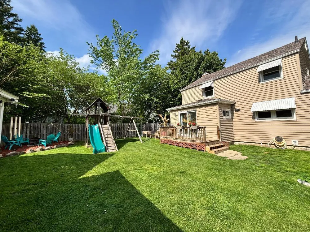 404 Cedar Street Three Oaks, MI 49128