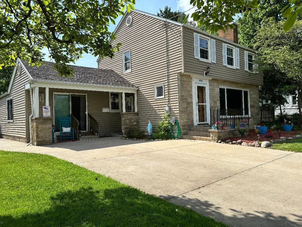 404 Cedar Street Three Oaks, MI 49128