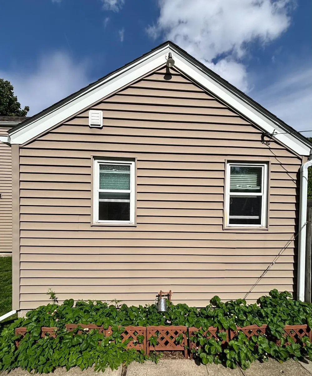 404 Cedar Street Three Oaks, MI 49128
