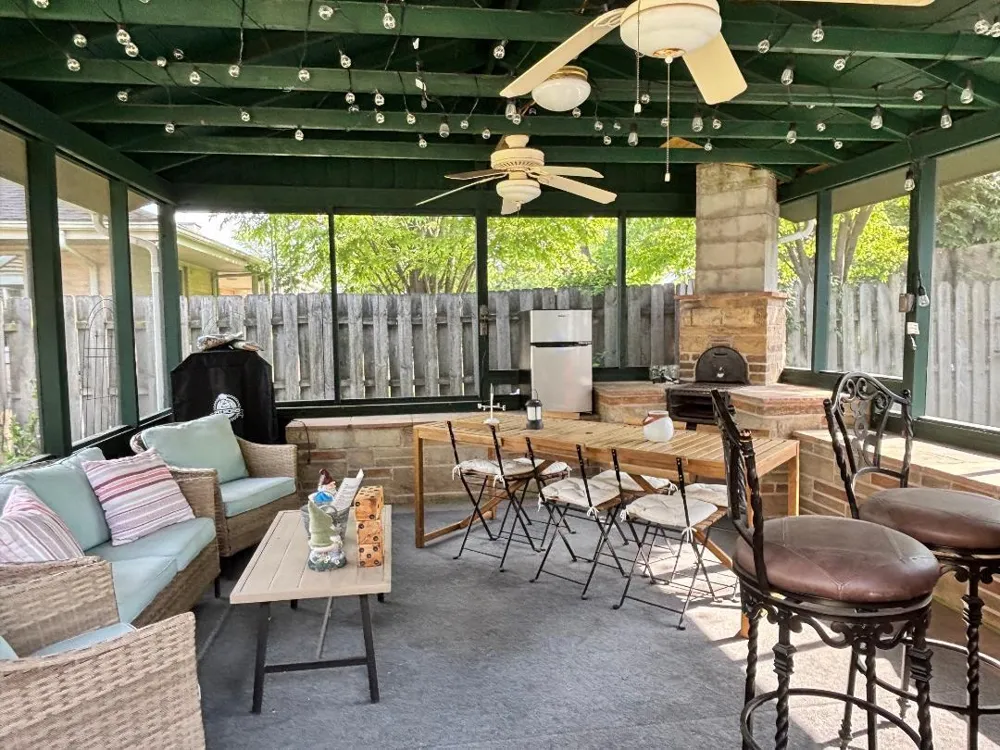 404 Cedar Street Three Oaks, MI 49128