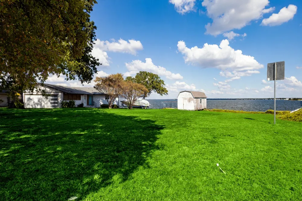 1344 E Cedar Creek Parkway Seven Points, TX 75143