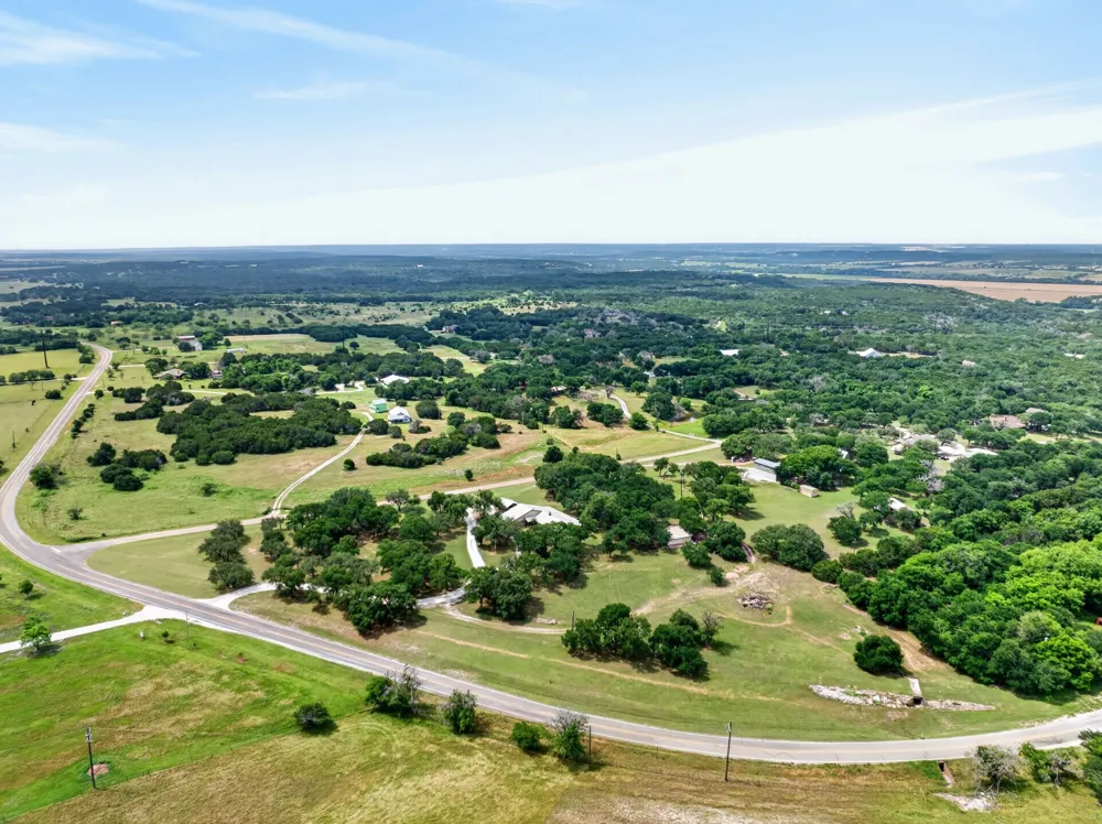 2719 Fm 708 Clifton, TX 76634