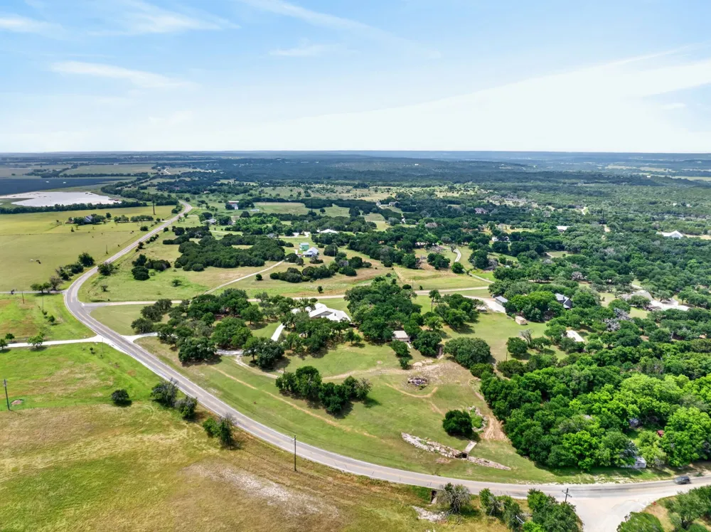 2719 Fm 708 Clifton, TX 76634