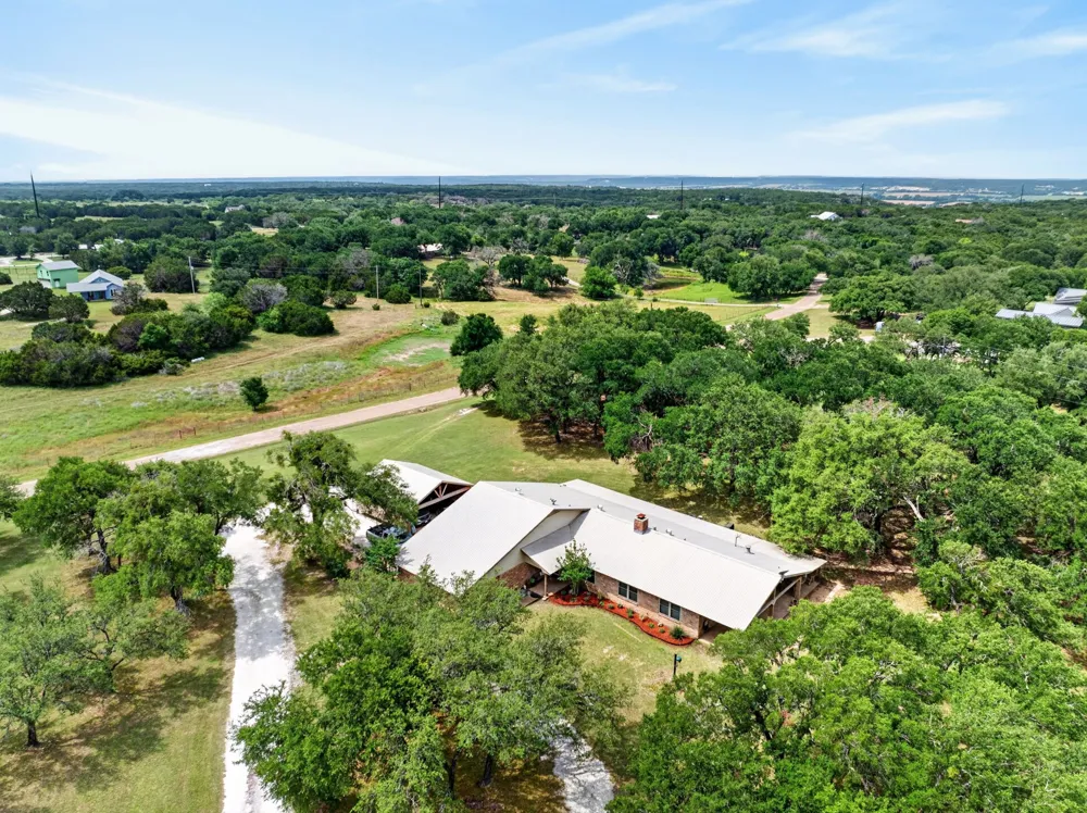 2719 Fm 708 Clifton, TX 76634