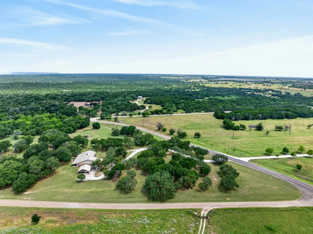 2719 Fm 708 Clifton, TX 76634