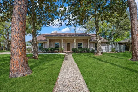 210 Ridgemont Drive