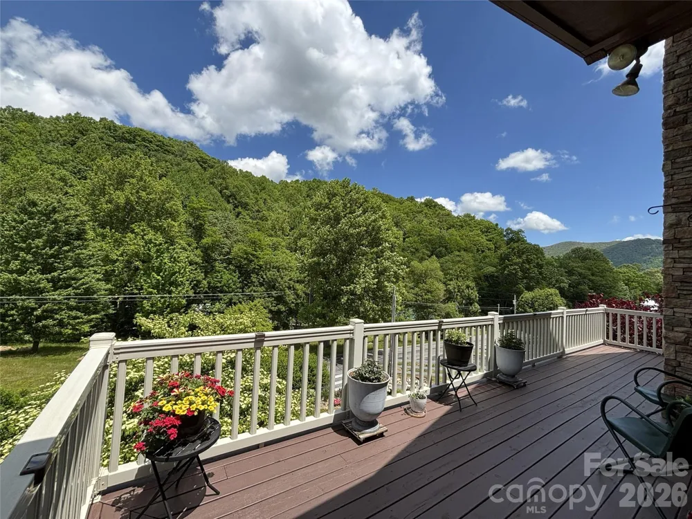 361 Black Camp Gap Road Maggie Valley, NC 28751