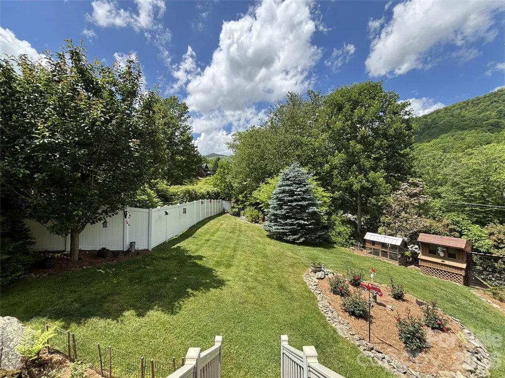 361 Black Camp Gap Road Maggie Valley, NC 28751