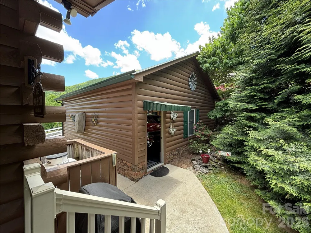 361 Black Camp Gap Road Maggie Valley, NC 28751