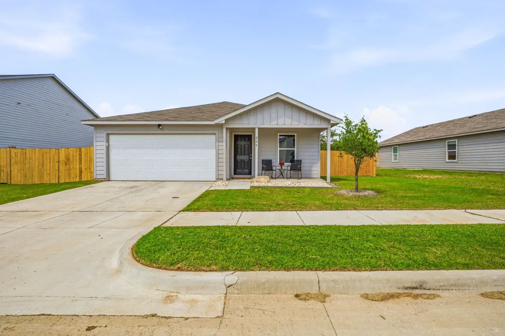 248 Peace Lily Way Tolar, TX 76476