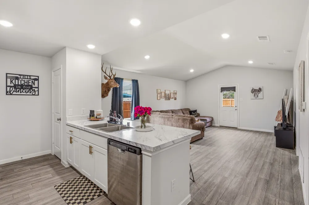 248 Peace Lily Way Tolar, TX 76476