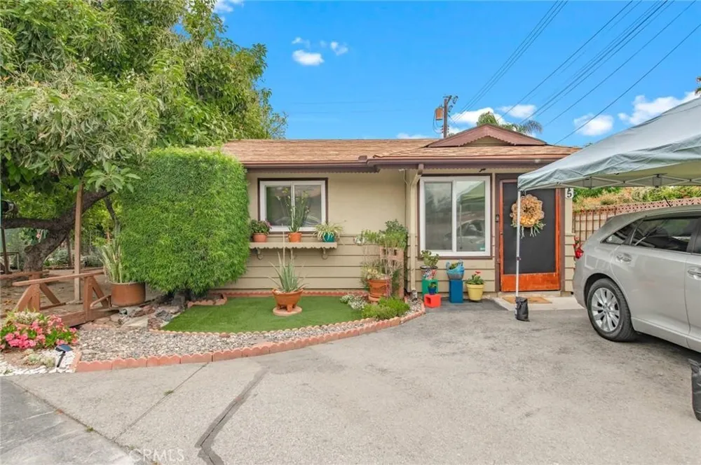 815 S Lark Ellen Avenue West Covina, CA 91791
