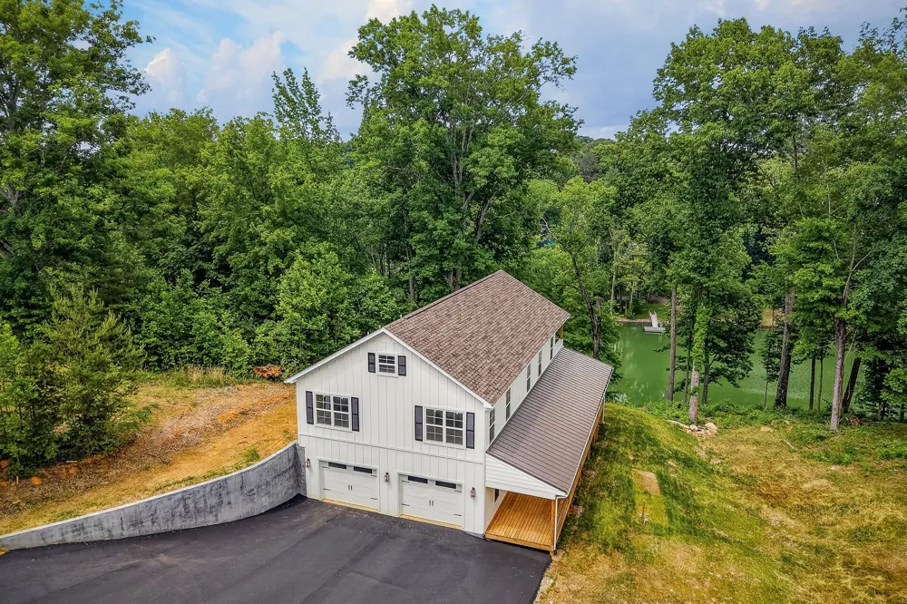 253 River Front Dr Sparta, TN 38583