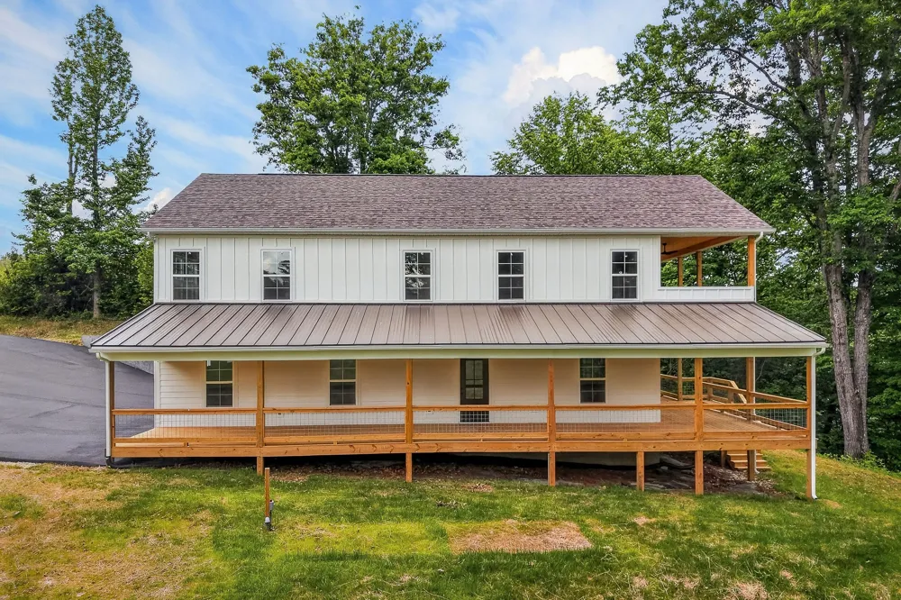 253 River Front Dr Sparta, TN 38583