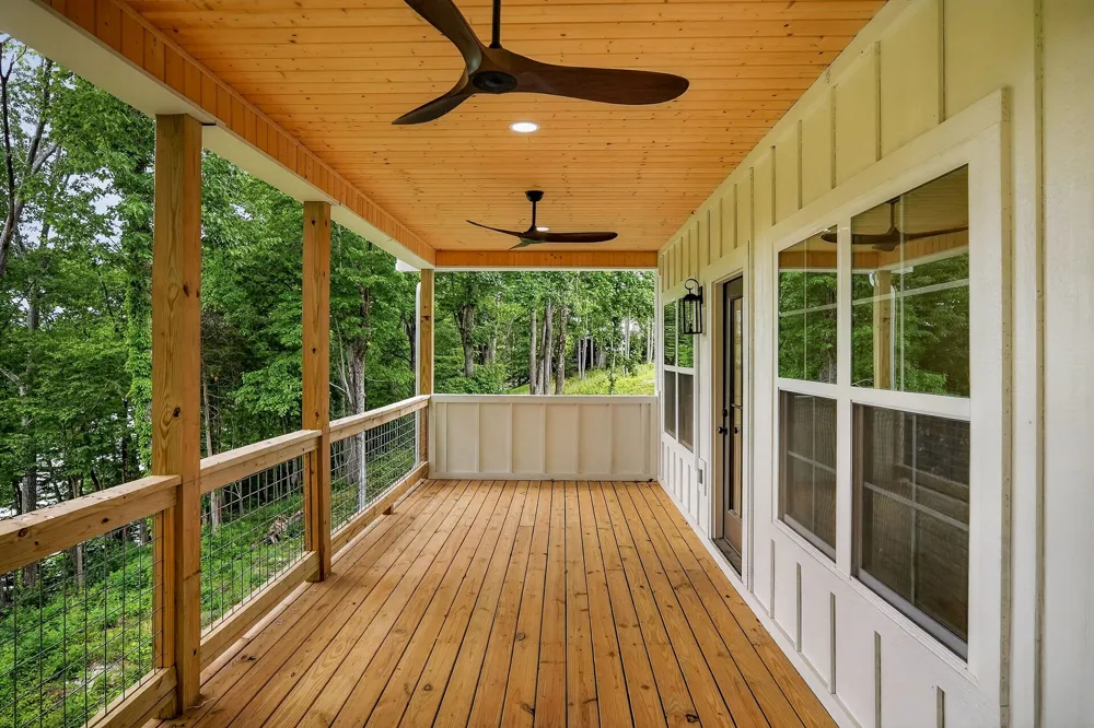 253 River Front Dr Sparta, TN 38583