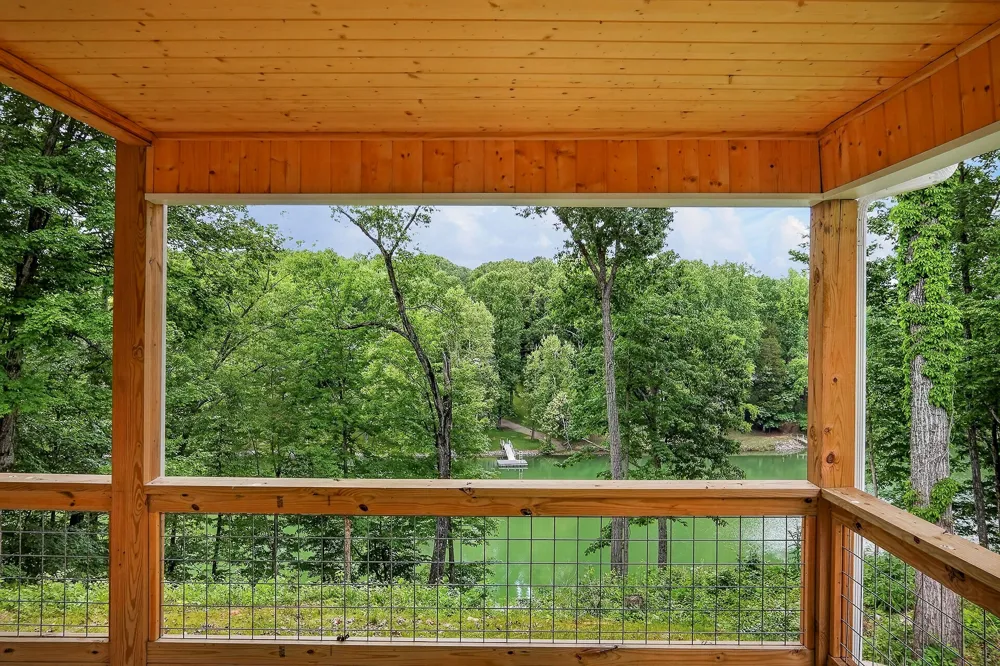 253 River Front Dr Sparta, TN 38583