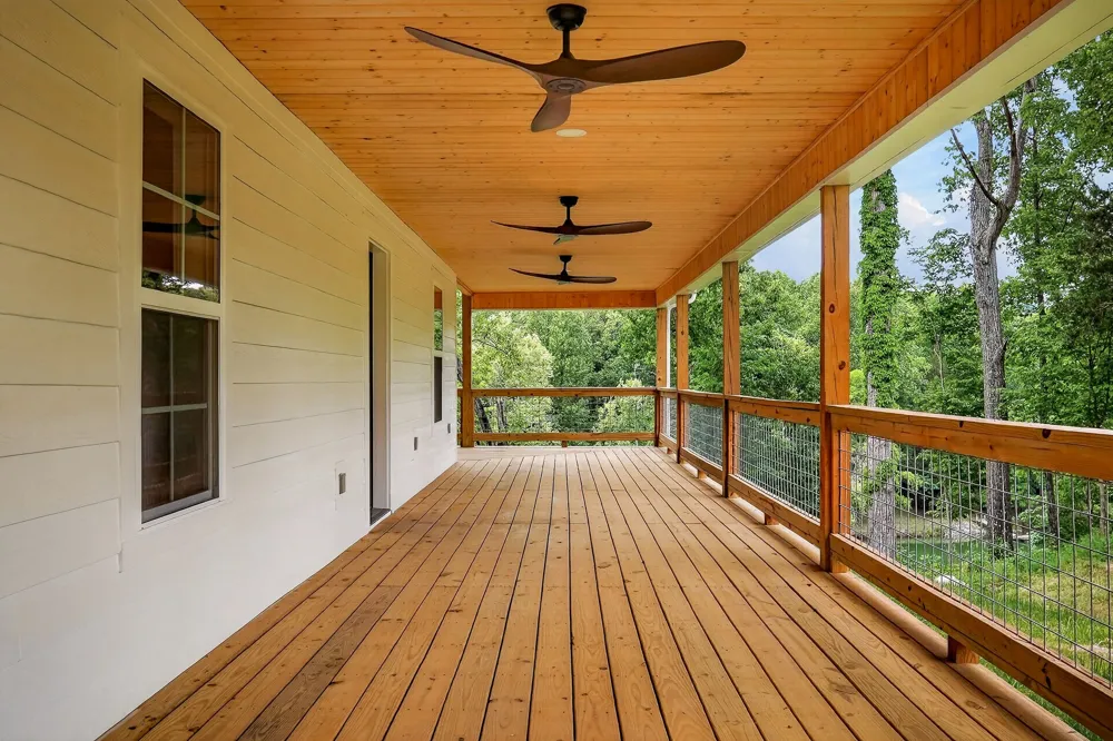 253 River Front Dr Sparta, TN 38583
