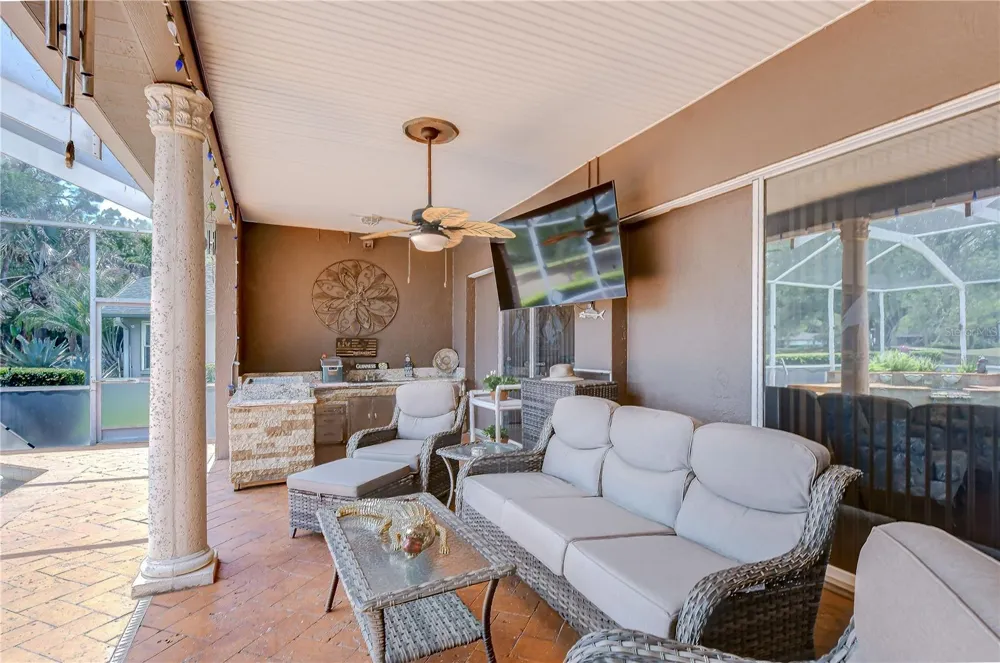 3810 TURKEY OAK DRIVE Valrico, FL 33596