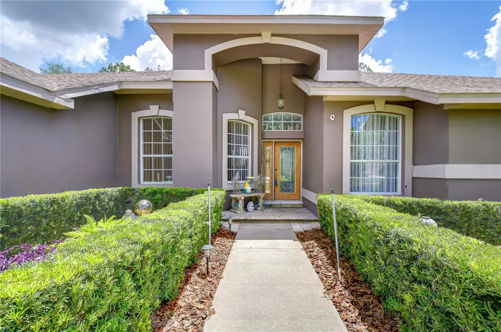 3810 TURKEY OAK DRIVE Valrico, FL 33596