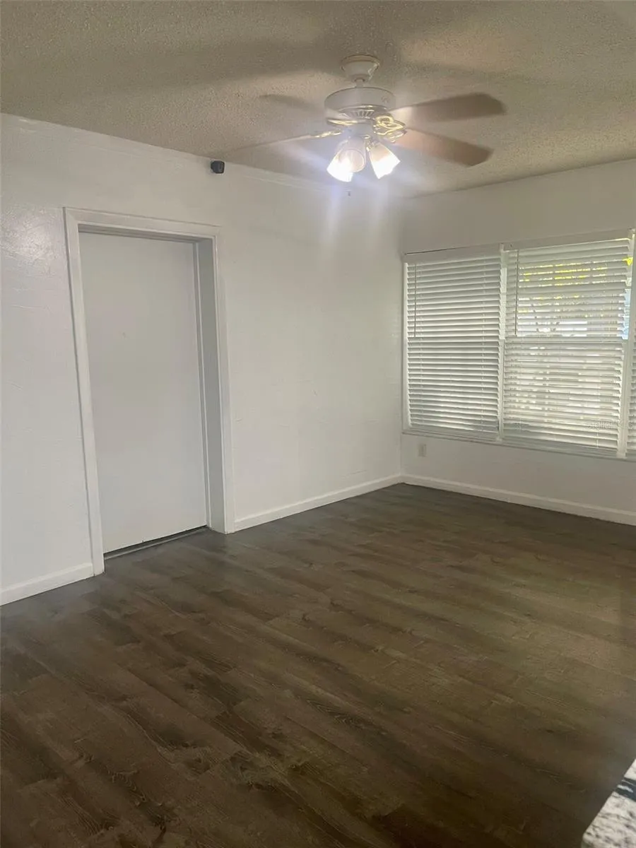 3995 40TH STREET St Petersburg, FL 33714