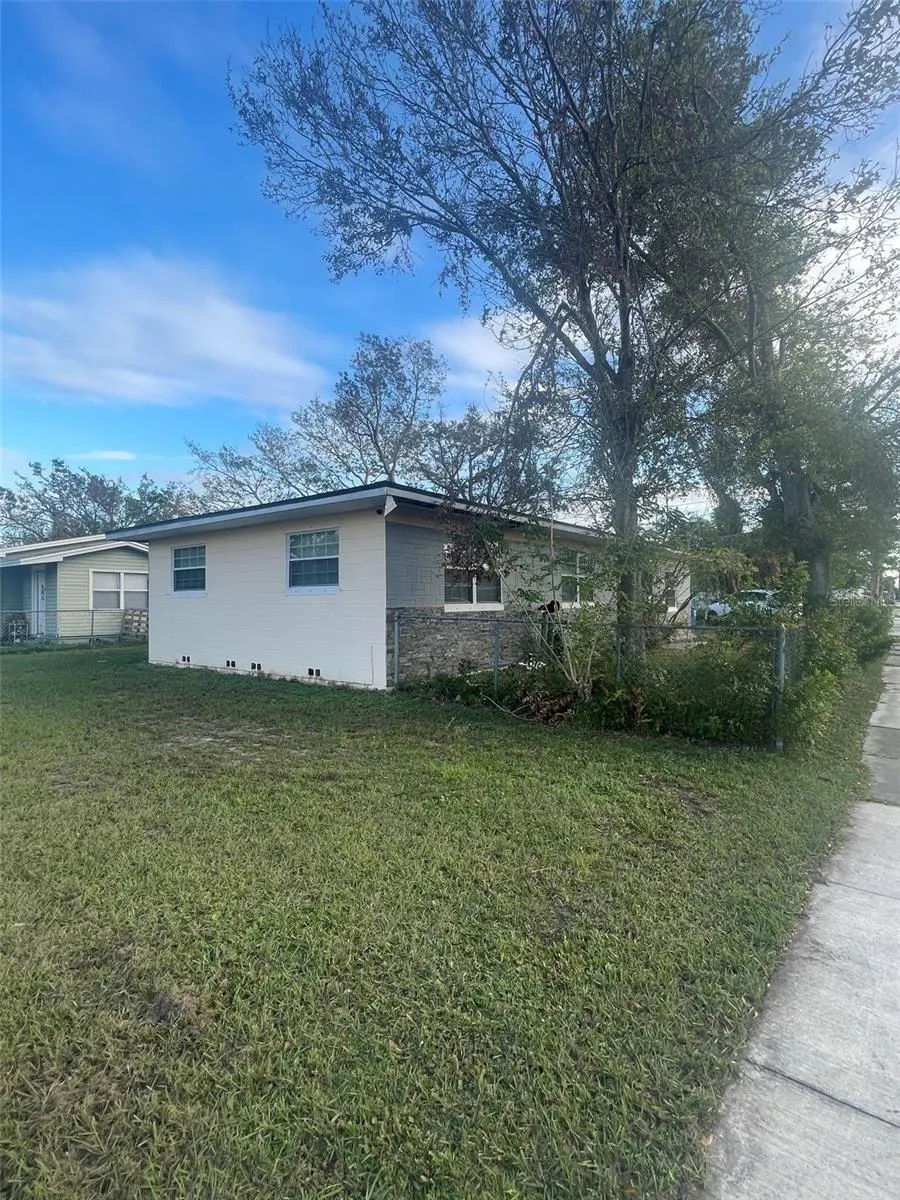 3995 40TH STREET St Petersburg, FL 33714