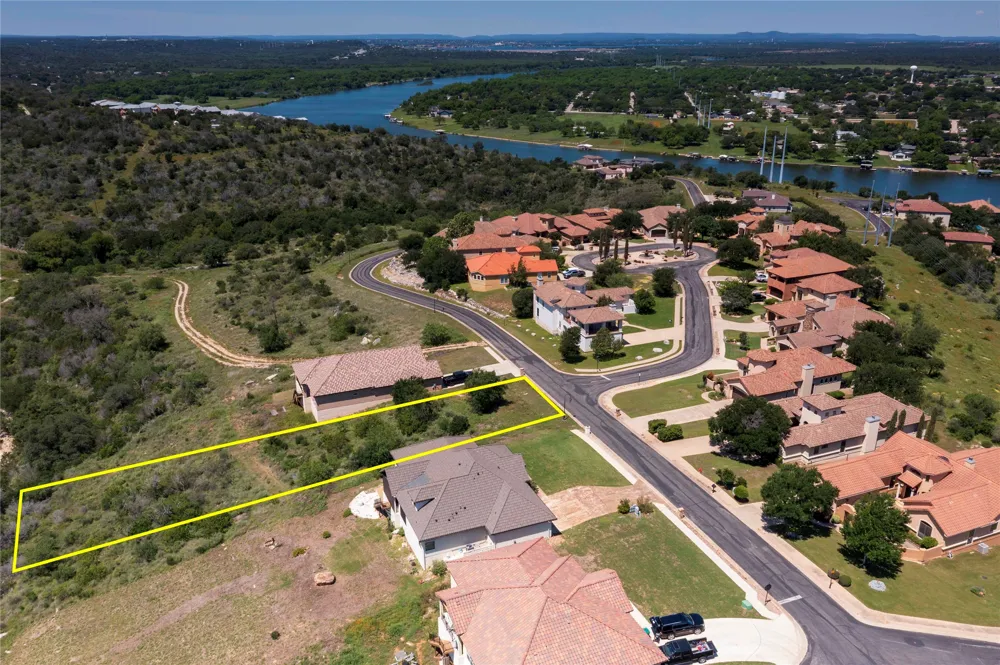 3 Bendito Way Marble Falls, TX 78654