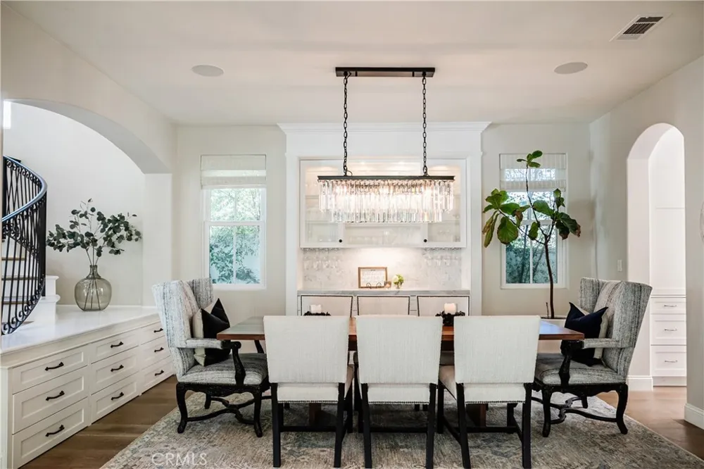 706 Avenue B Redondo Beach, CA 90277