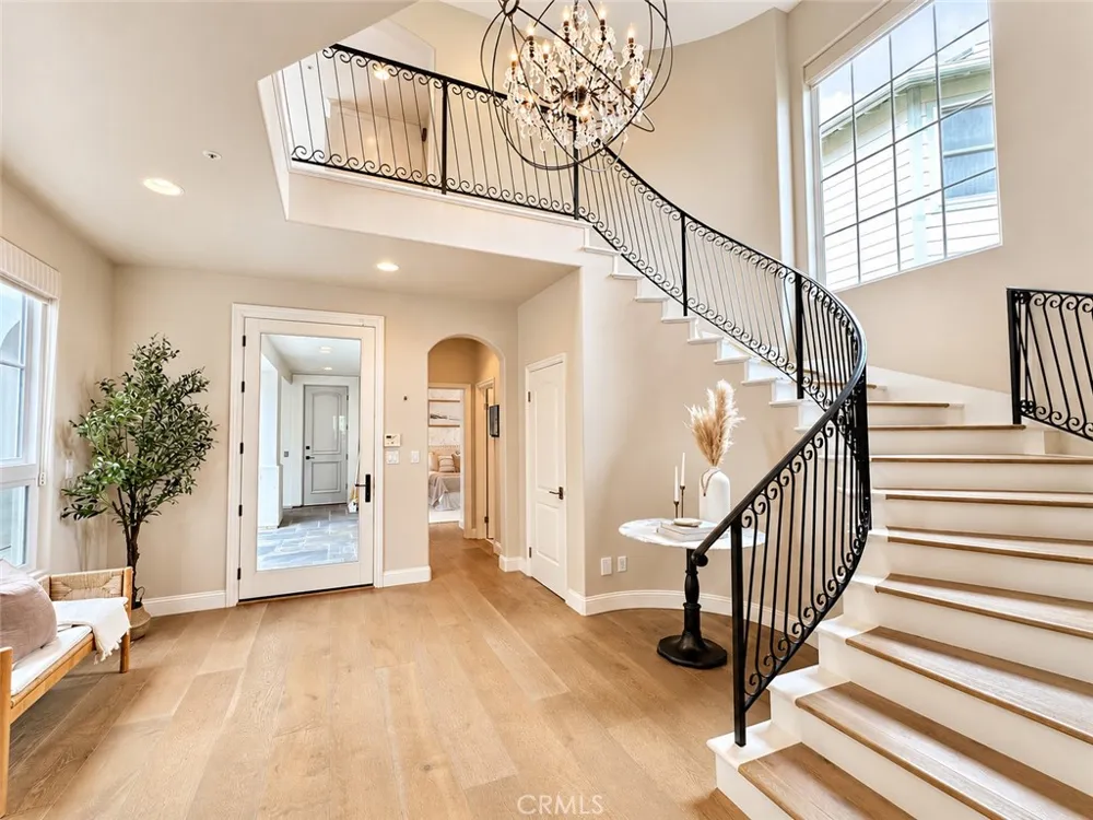 706 Avenue B Redondo Beach, CA 90277