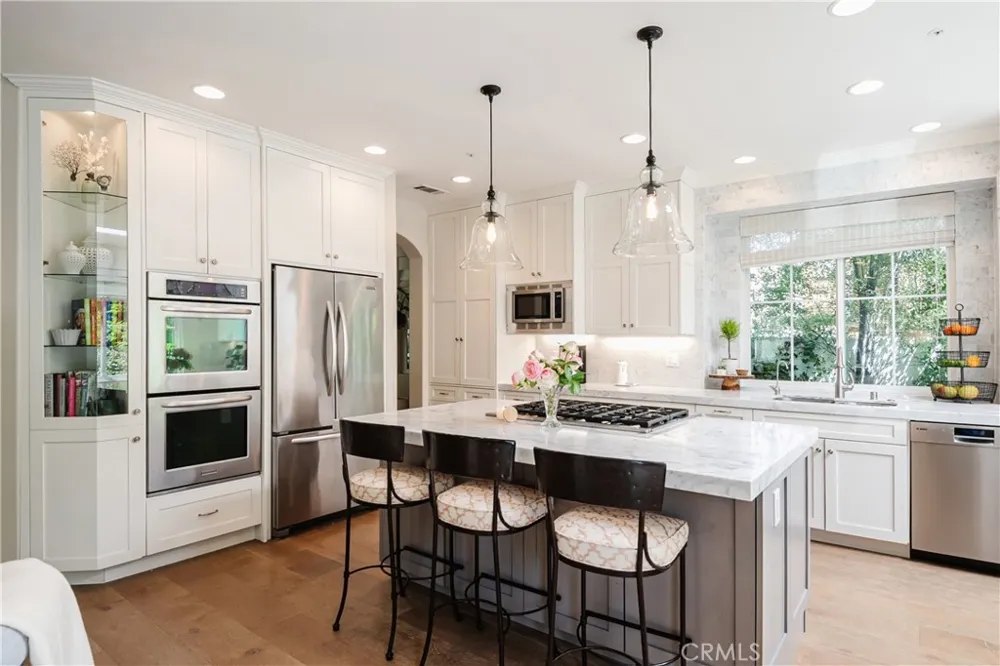706 Avenue B Redondo Beach, CA 90277