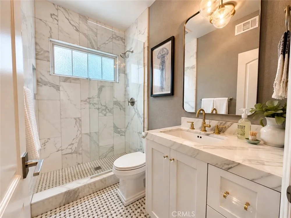 706 Avenue B Redondo Beach, CA 90277