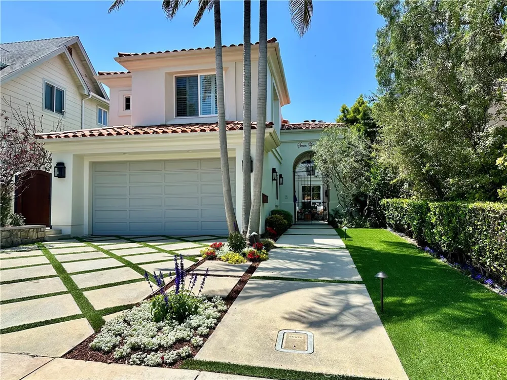 706 Avenue B Redondo Beach, CA 90277